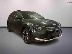 Cinzento Novo 2025 Kia Niro SUV | € 33.990 (Preço justo)