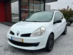 Branco Usado 2007 Renault Clio II Citadino | € 3.990 (Preço justo)