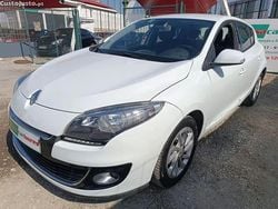 Branco Usado 2013 Renault Mégane III Dynamique Citadino | € 7.650 (Bom preço)