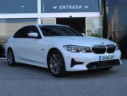 Branco Usado 2022 BMW 320e Sedan | € 28.900