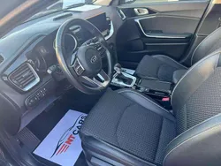 Cinzento Usado 2021 Kia XCeed SUV | € 21.900 (Super Preço)