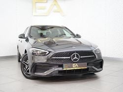 Azul Usado 2022 Mercedes C300 AMG line Sedan | € 47.480 (Preço justo)