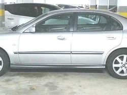 Usado 2005 Chevrolet Evanda Sedan | € 3.700