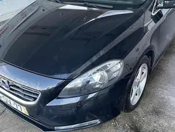 Preto Usado 2014 Volvo V40 Carrinha | € 12.800 (Preço justo)