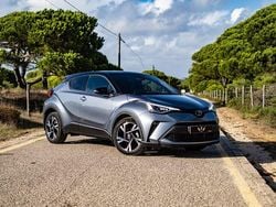 Cinza Usado 2023 Toyota C-HR SUV | € 31.999 (Super Preço)