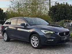 Cinza Usado 2022 Seat Leon Style Sedan | € 19.990 (Bom preço)