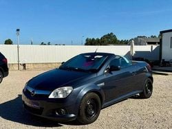 Azul Usado 2008 Opel Tigra Edition Cabrios | € 7.350