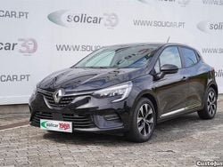 Preto Usado 2023 Renault Clio V Evolution Citadino | € 18.500 (Preço justo)