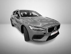Cinza Usado 2020 Volvo V60 Momentum Carrinha | € 27.990 (Bom preço)