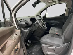 Branco Usado 2025 Citroën Berlingo Monovolume | € 25.900