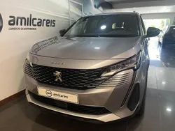 Cinzento Usado 2024 Peugeot 5008 Allure Monovolume | € 32.900 (Preço justo)
