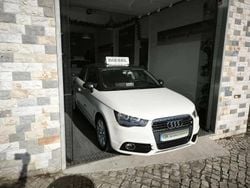 Branco Usado 2010 Audi A1 Sport Citadino | € 9.950 (Bom preço)