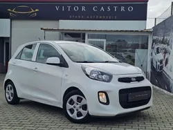 Branco Usado 2017 Kia Picanto EX Citadino | € 7.990
