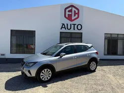 Cinzento Usado 2023 Seat Arona SUV | € 17.000 (Preço justo)