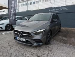 Cinza Usado 2025 Mercedes B180 AMG line Monovolume | € 41.000
