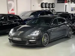 Cinzento Usado 2018 Porsche Panamera 4 Executive Sedan | € 64.990