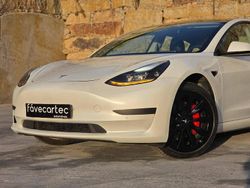 Branco Usado 2021 Tesla Model 3 Sedan | € 24.950 (Bom preço)