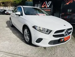 Branco Usado 2018 Mercedes A180 Business Citadino | € 20.950 (Preço justo)