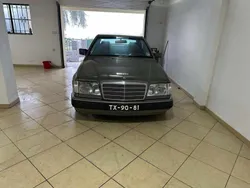 Mercedes E200