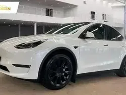 Branco Usado 2023 Tesla Model Y SUV | € 36.900 (Bom preço)