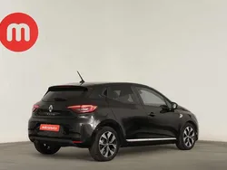Preto Usado 2022 Renault Clio V | € 17.699 (Preço justo)