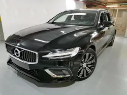 Preto Usado 2021 Volvo V60 Carrinha | € 30.900 (Bom preço)