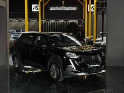 Preto Usado 2021 Peugeot e-2008 Active SUV | € 18.990 (Preço elevado)
