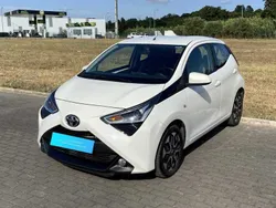 Branco Usado 2019 Toyota Aygo X-cite Citadino | € 9.750 (Preço justo)