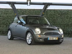 Cinzento Usado 2006 Mini John Cooper Works Citadino | € 11.800 (Preço elevado)