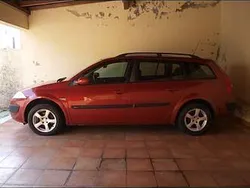 Usado 2004 Renault Mégane II Carrinha | € 2.000