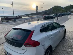 Branco Usado 2013 Volvo V40 Carrinha | € 7.750 (Preço elevado)