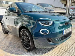 Azul Usado 2021 Fiat 500e La Prima | € 22.950