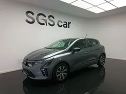 Cinza Usado 2024 Mitsubishi Colt | € 16.500 (Preço justo)