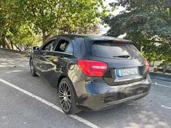 Preto Usado 2013 Mercedes A180 Citadino | € 12.000 (Bom preço)