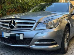 Usado 2013 Mercedes C220 Sedan | € 14.000 (Bom preço)