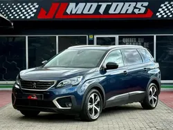 Azul Usado 2019 Peugeot 5008 Active Monovolume | € 17.950 (Bom preço)