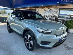 Verde Usado 2022 Volvo XC40 Plus SUV | € 33.900 (Preço justo)