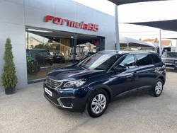 Azul Usado 2018 Peugeot 5008 Active Monovolume | € 21.900 (Preço justo)