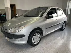 Usado 2004 Peugeot 206 Sedan | € 3.950 (Preço elevado)