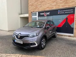 Cinzento Usado 2018 Renault Captur SUV | € 11.950 (Preço justo)
