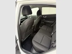 Branco Usado 2023 Hyundai Kauai Premium SUV | € 19.900 (Preço justo)