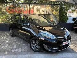 Preto Usado 2013 Renault Grand Scénic III Monovolume | € 7.900 (Bom preço)