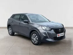 Cinzento Usado 2023 Peugeot 2008 Active SUV | € 18.390 (Preço justo)