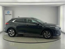 Cinza Usado 2024 Kia XCeed SUV | € 22.990 (Preço justo)