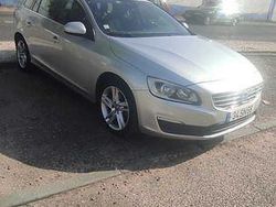 Cinzento Usado 2017 Volvo V60 Carrinha | € 10.000 (Caro)