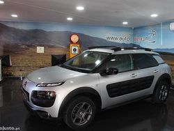 Cinza Usado 2016 Citroën C4 Cactus PureTech Citadino | € 11.950 (Preço elevado)