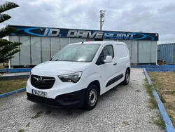 Branco Usado 2019 Opel Combo Monovolume | € 12.900 (Preço justo)