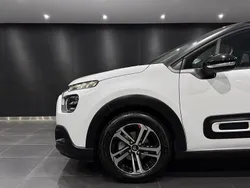 Branco Usado 2022 Citroën C3 PureTech Citadino | € 13.990 (Preço justo)
