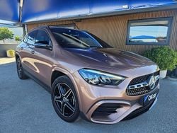 Castanho Usado 2023 Mercedes GLA250 AMG line SUV | € 47.500 (Preço elevado)