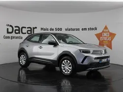 Cinza Usado 2023 Opel Mokka-e Edition SUV | € 23.399 (Preço justo)